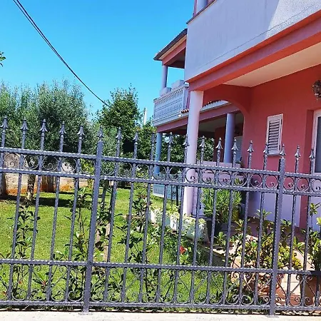 Volme Apartment Banjole